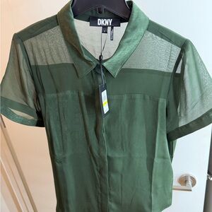 BRAND NEW DKNY Black Short Sleeve Blouse